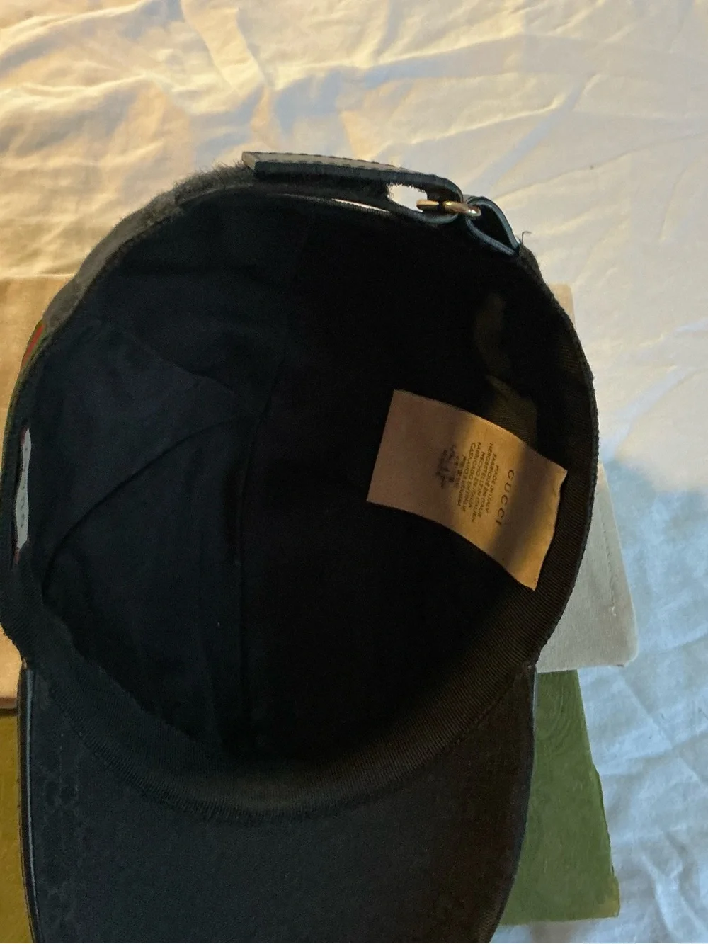 Gucci Black Baseball Cap with Red and Green Side Stripe